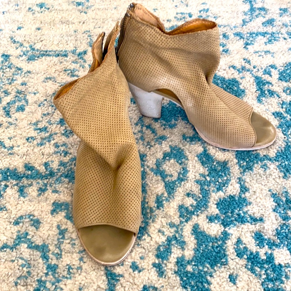 Dolce Vita boots